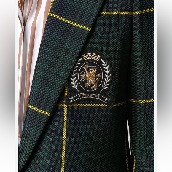 Tommy Hill Blazer, perfect for the holidays perfect color for the right season - Picture 12 of 17